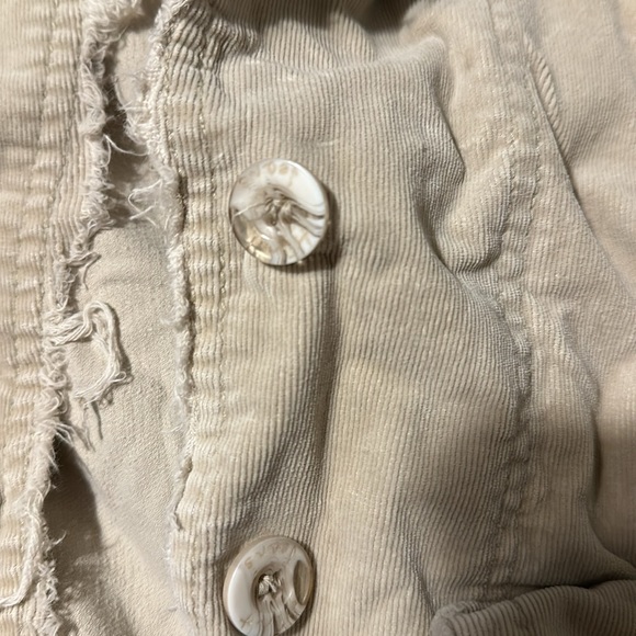 Cream button jacket - Picture 4 of 5